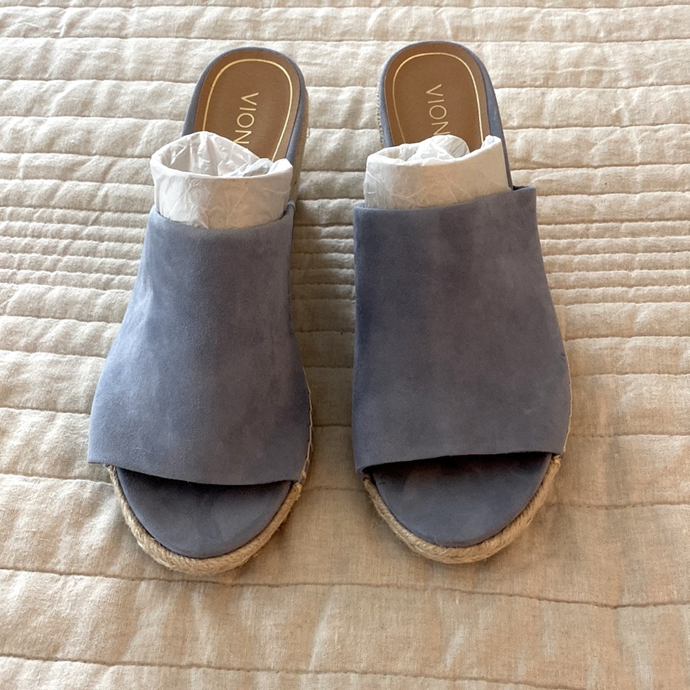 Size 11 Vionic Tulum Kadyn Blue Wedges